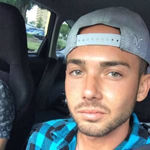 Meet your Posher, Jonathan